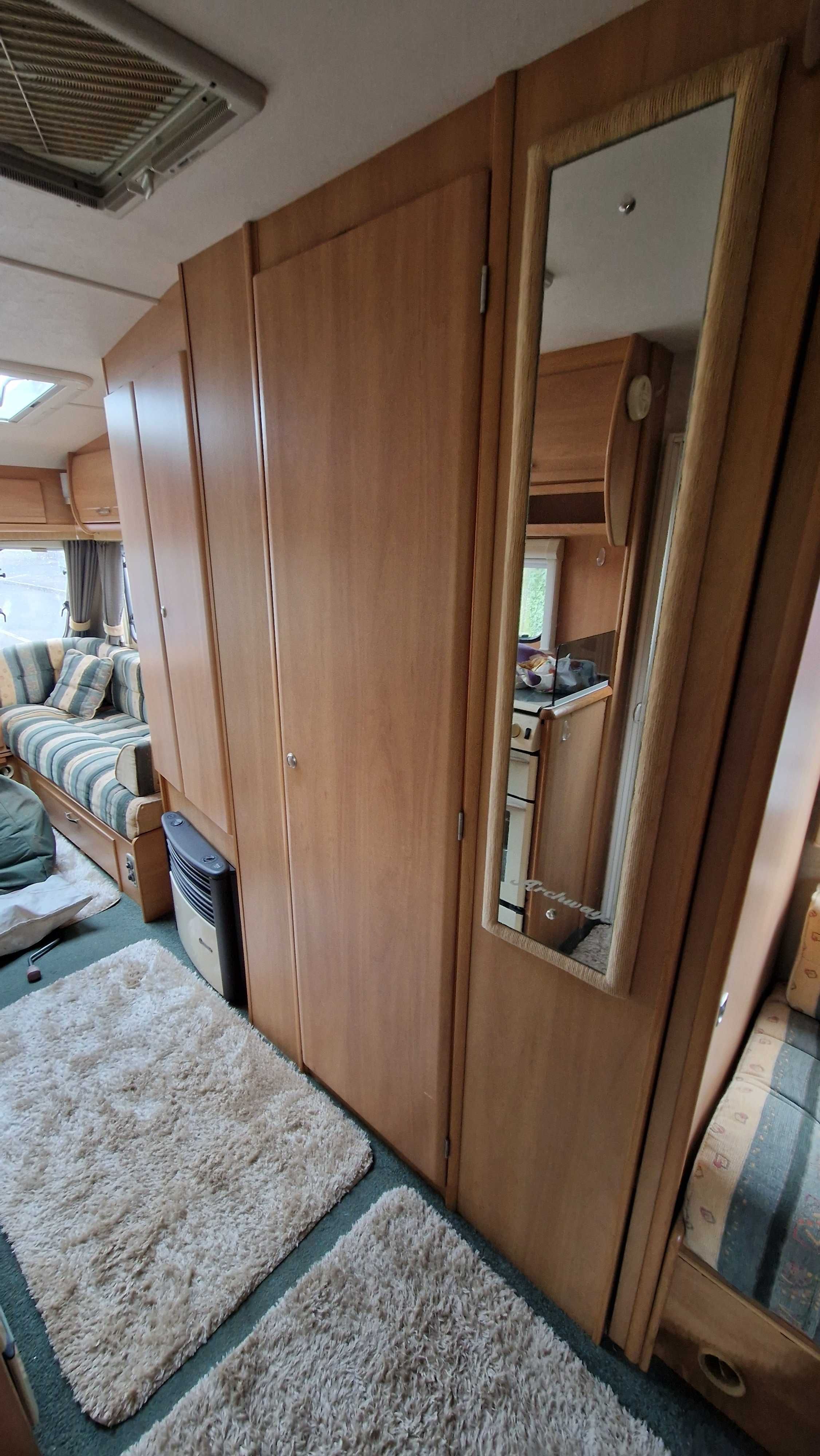 Каравана Swift Archway Maidwell L 2004
