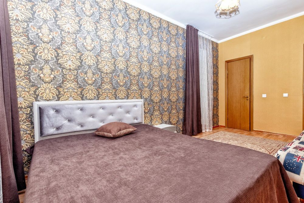 2х ком. Цена от 13 000 ₸ / сутки. Ул Кенесары