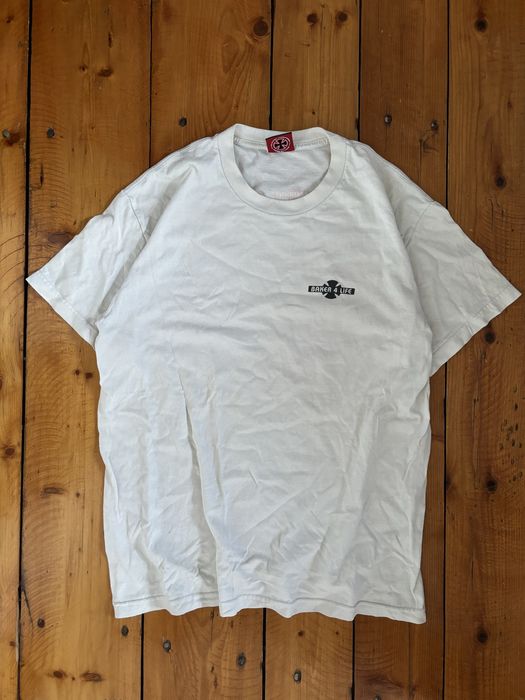 Tricou Vintage Independent x BAKER