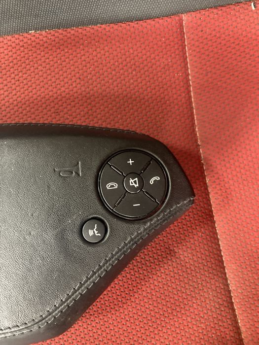 Mercedes w221 face бег волан