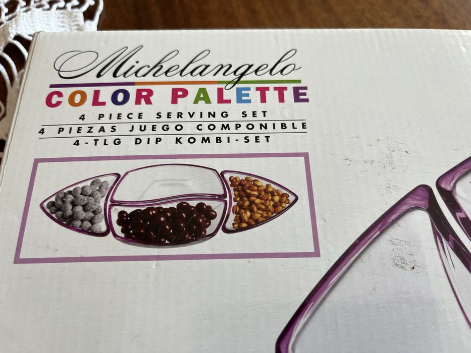 Нов, неотварян Комплект за предястия на Luigi Bromioli