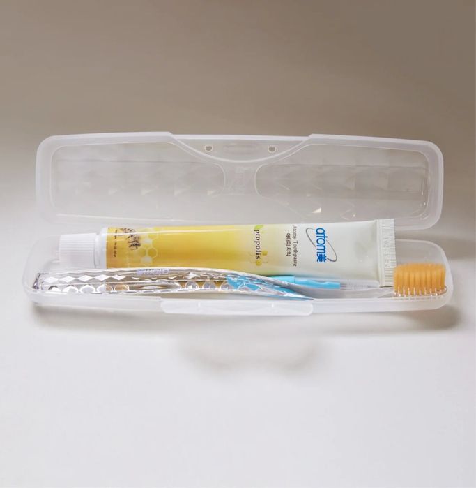 Зубная щетка Атоми