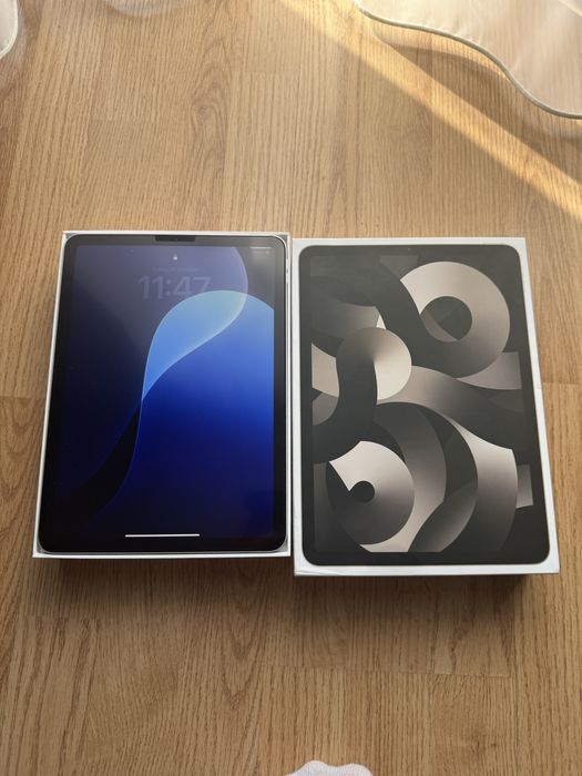 IPad Air 5 - 64GB cu Baseus Pencil, folie Paperlike si husa