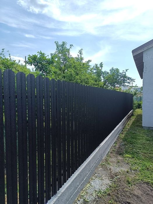 Realizăm garduri din tablă cutata