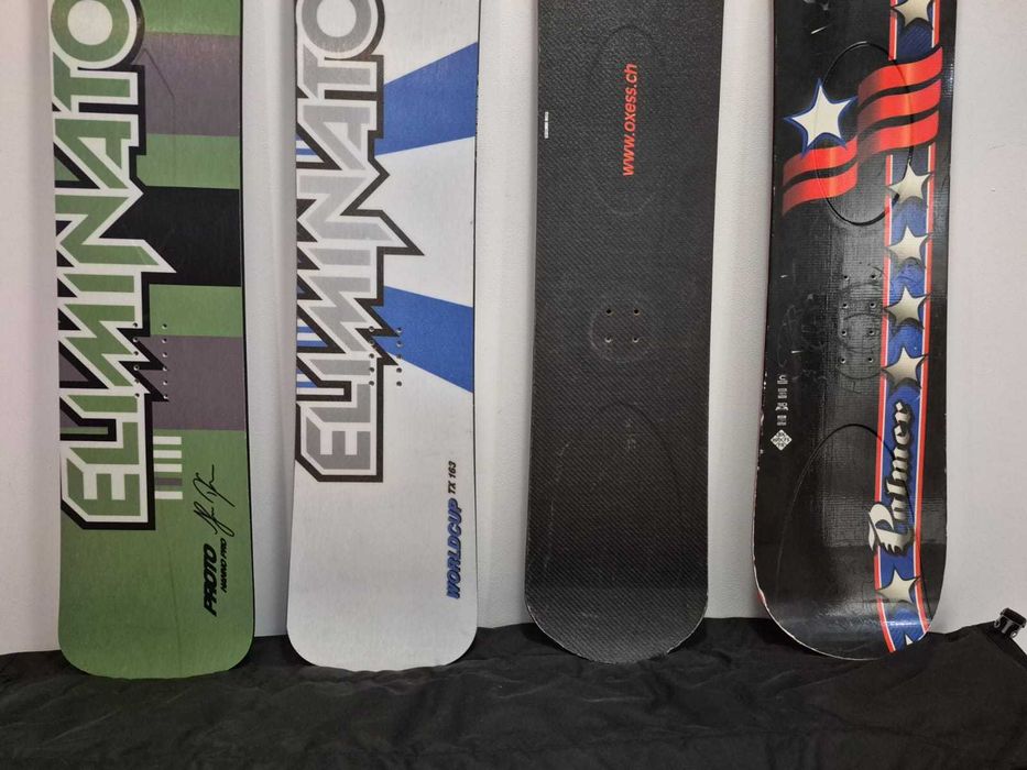 De vanzare placi snowboard intretinute impecabil