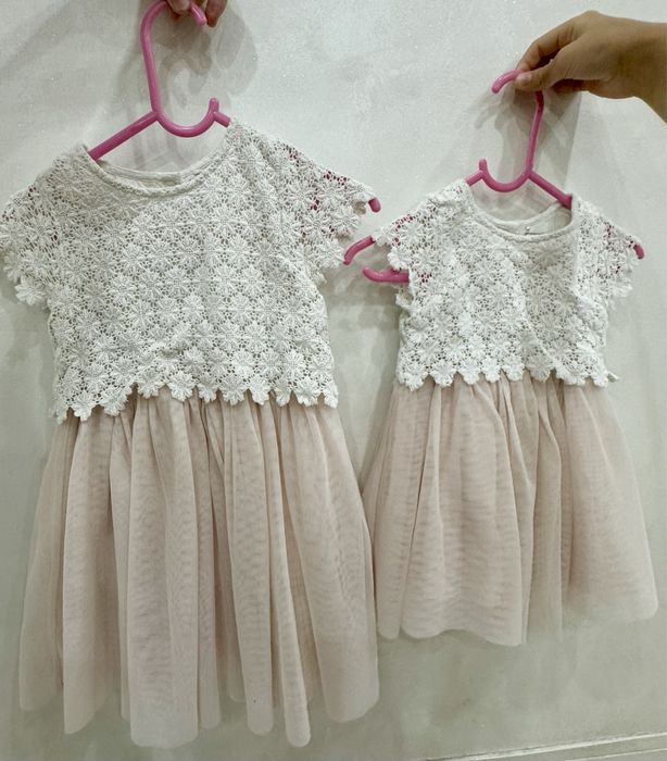 Lot 2 rochite 2-3 ani si 9-12 luni