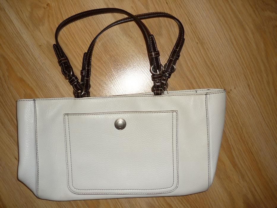 Чанта от естествена кожа- COACH