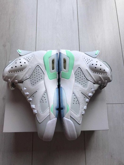 Jordan 6 Mint Foam 37.5, 38.5