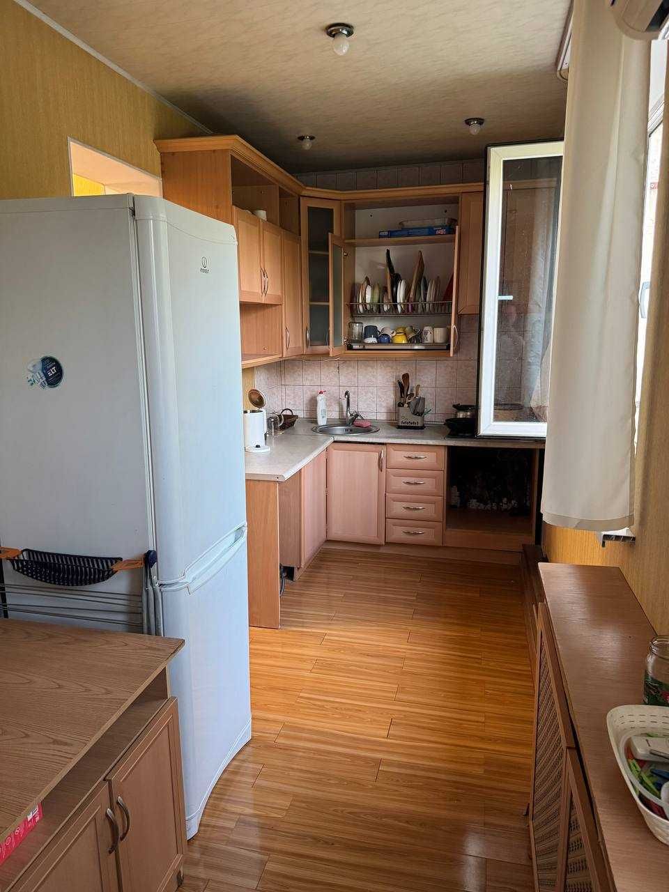Продам квартиру 2в3 /5/5 на Карасу 1