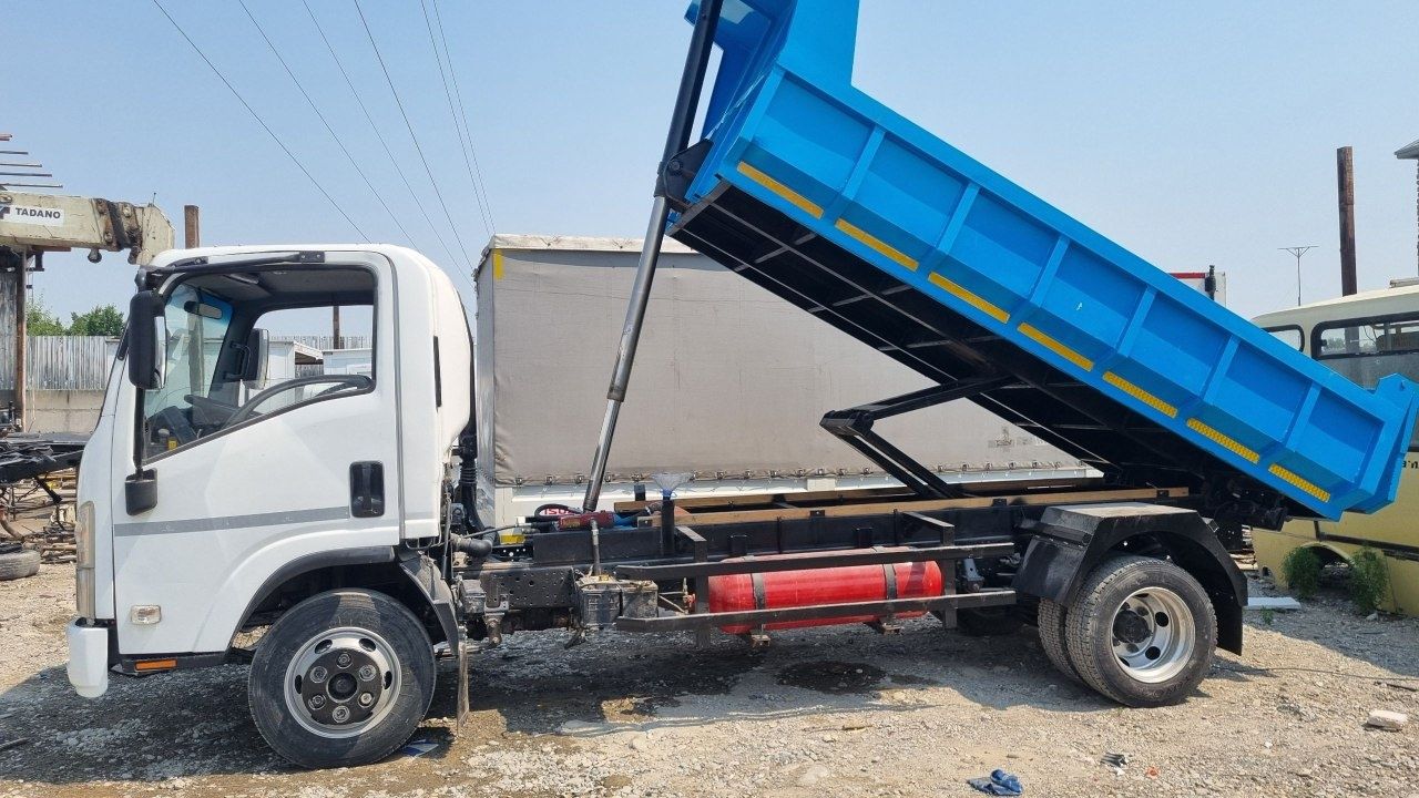 Isuzu samasval sotiladi