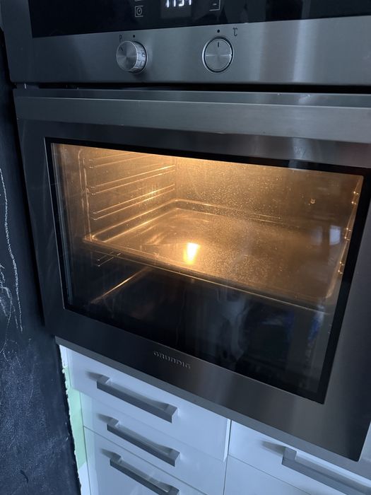 Cuptor incorporabil Grundig in stare perfecta de functionare