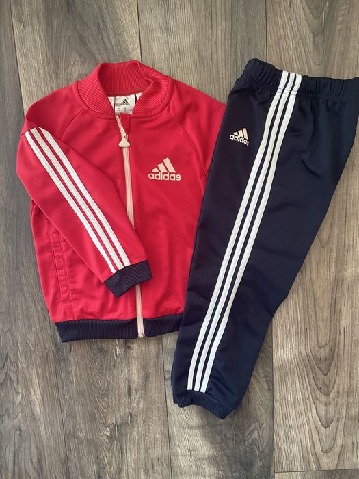 Оригинален детски екип Adidas 104