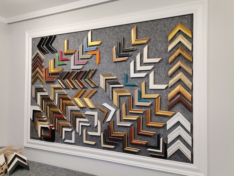 Inramari tablouri Iasi  cu RAME  din lemn si compozit Atelier  Iasi