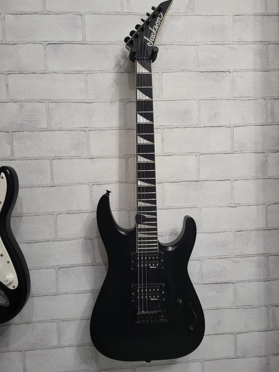 Электрогитара Jackson Js22