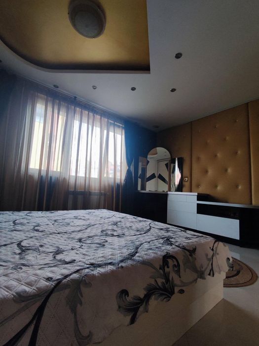 Дава се под наем Двустаен апартамент в София, Студентски град - 72 кв.м за 850 € - Снимка #8