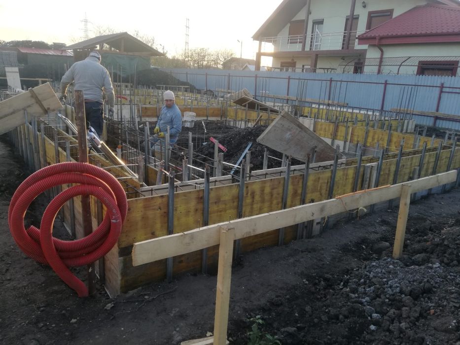 Constructii case la gri/cheie,renovări, amenajări