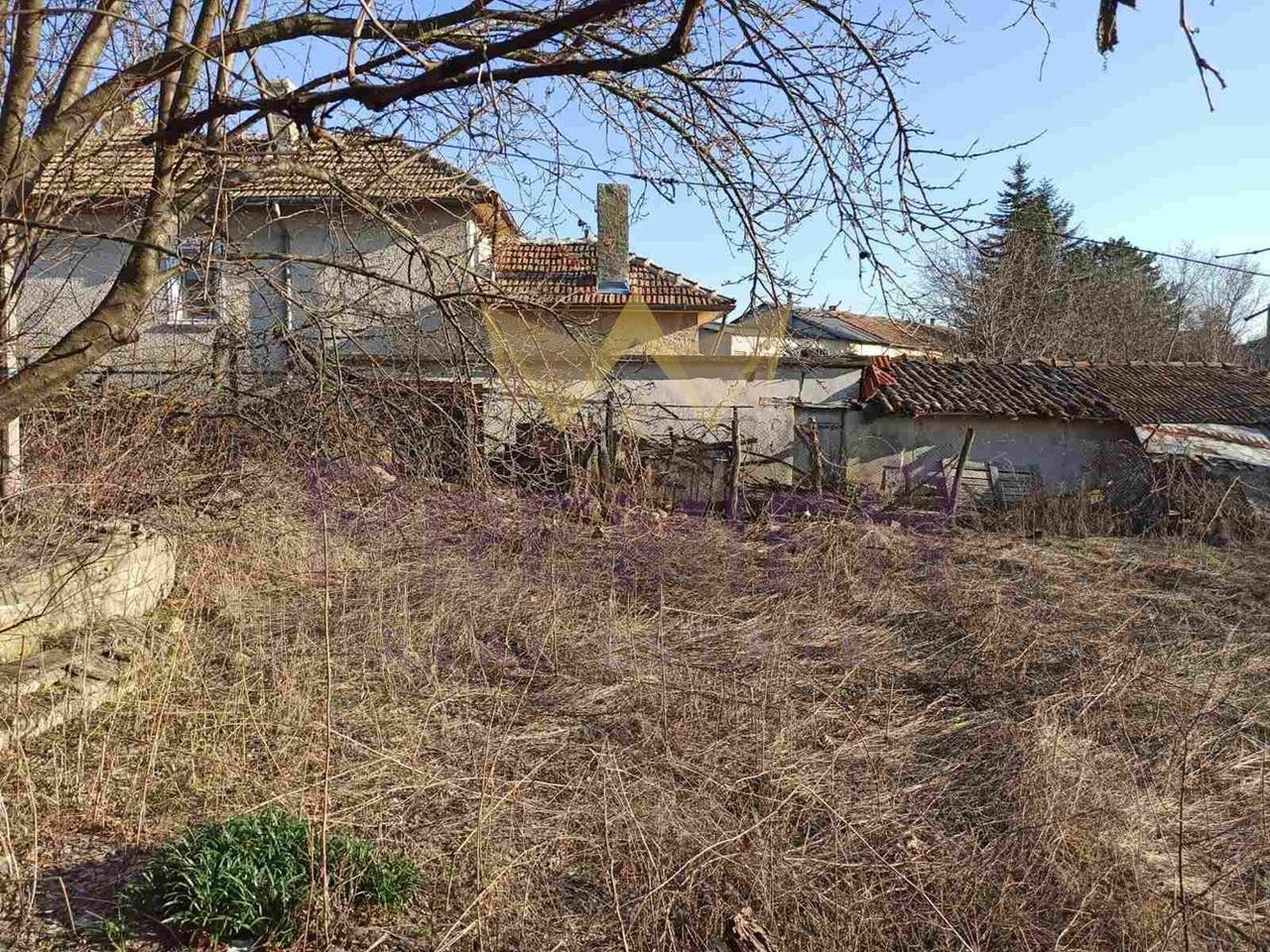 Продава се Къща в Тервел - 240 кв.м за 125 €/кв.м - Снимка #12