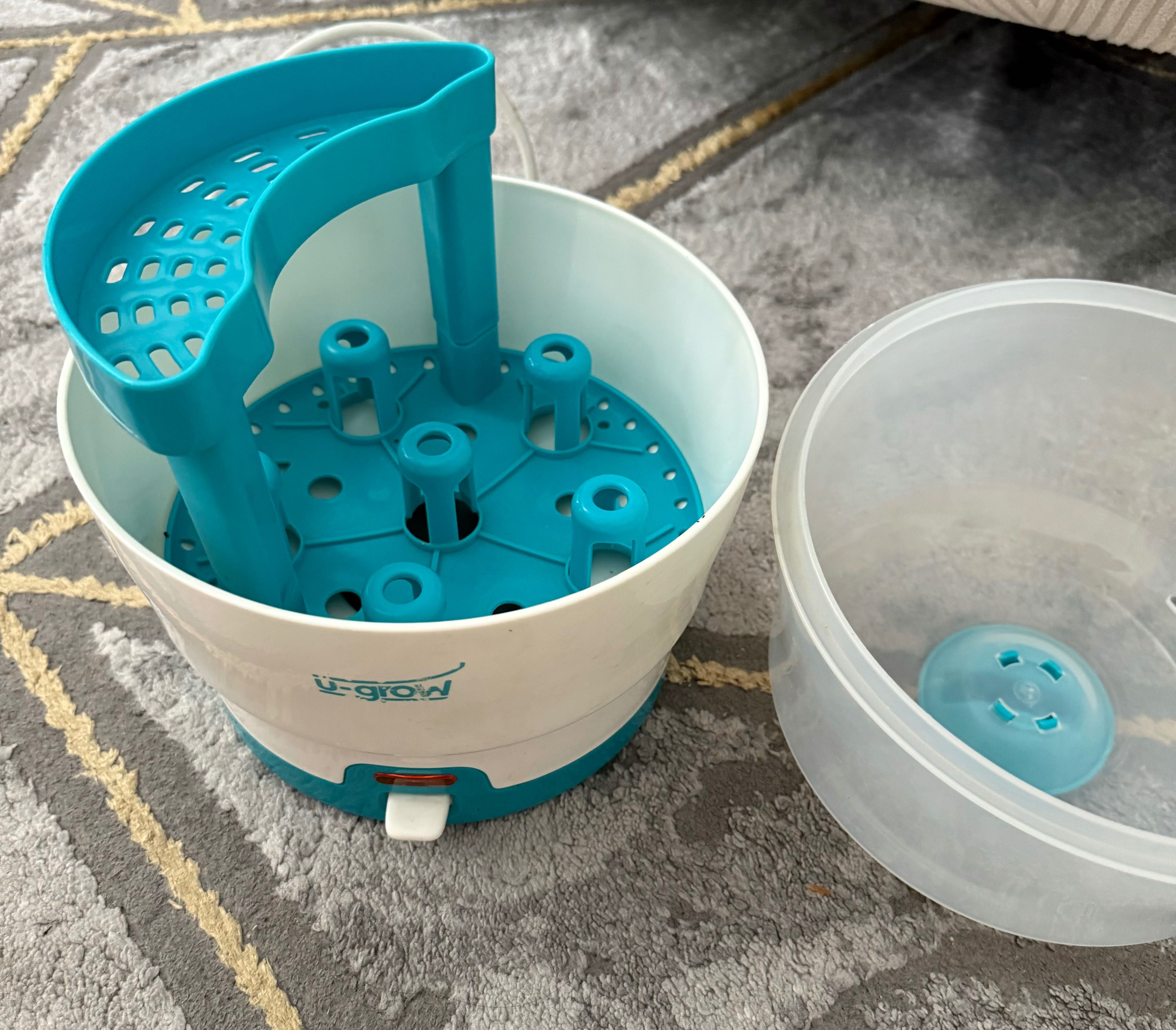 Sterilizator biberoane U-grow