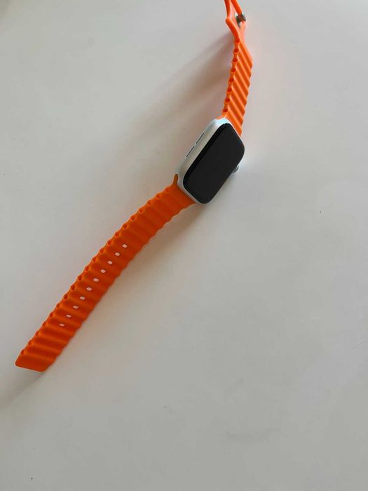 Apple Watch SE 2 (44 mm) – като нов, гаранция, пълен комплект