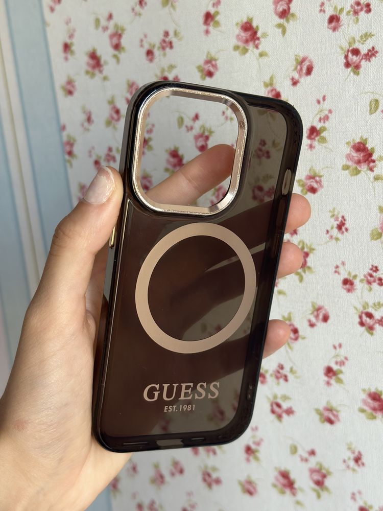 Калъф Guess Iphone 14 pro