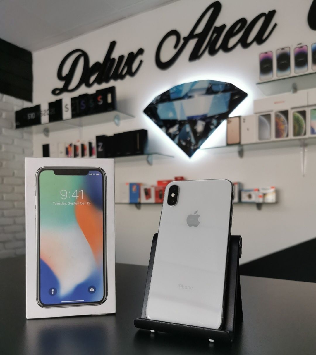 Iphone X / Silver / FACE ID DEFECT / Delux Area