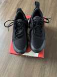 Nike 'Air Мах 270' размер 28.5