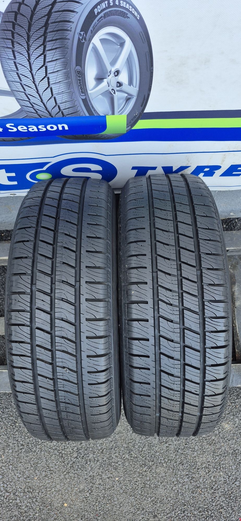 215.65.16C Goodyear M+S Second-hand