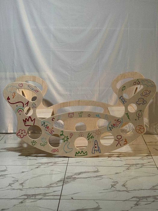 Скалодром, бизиборды