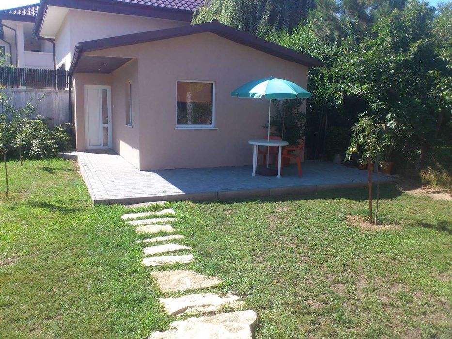 Căsuța de închiriat