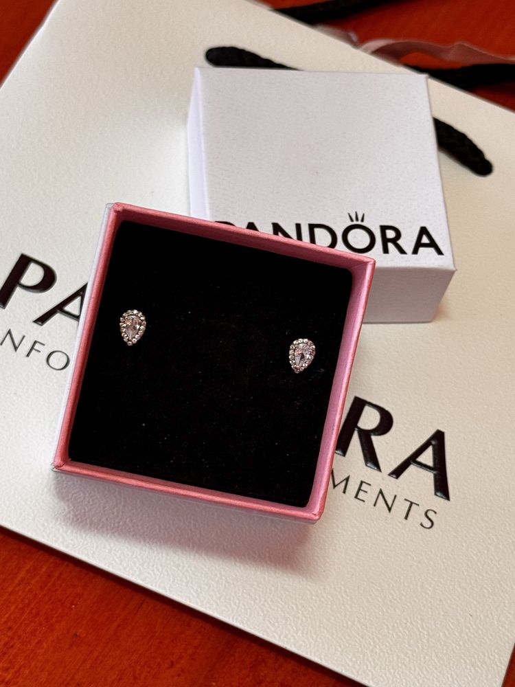 Пандора обеци Pandora
