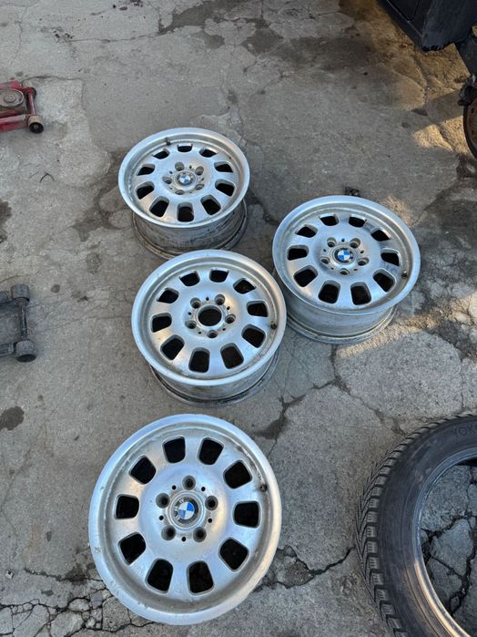 Продавам 16 цола джанти