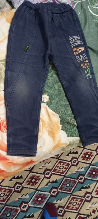 Джинсы  с  начёсом,    Кофта   Новогодняя