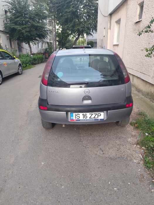 Vând Opel CORSA C