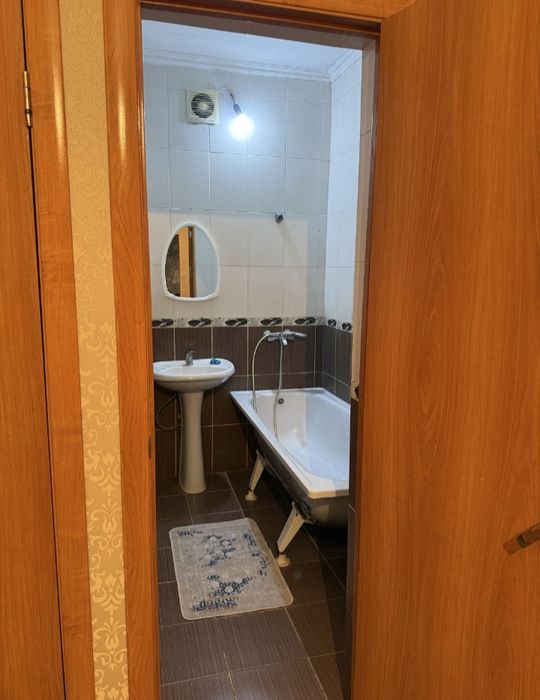 Сдаём 2 ком кв,пересечение Макатаева-Желтоксан