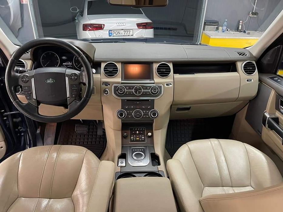 Land Rover Discovery 4 MOTOR IN GARANTIE