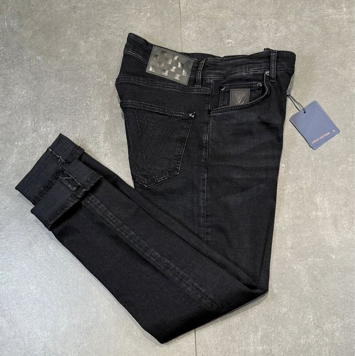 Мъжки тъмни дънки L.V