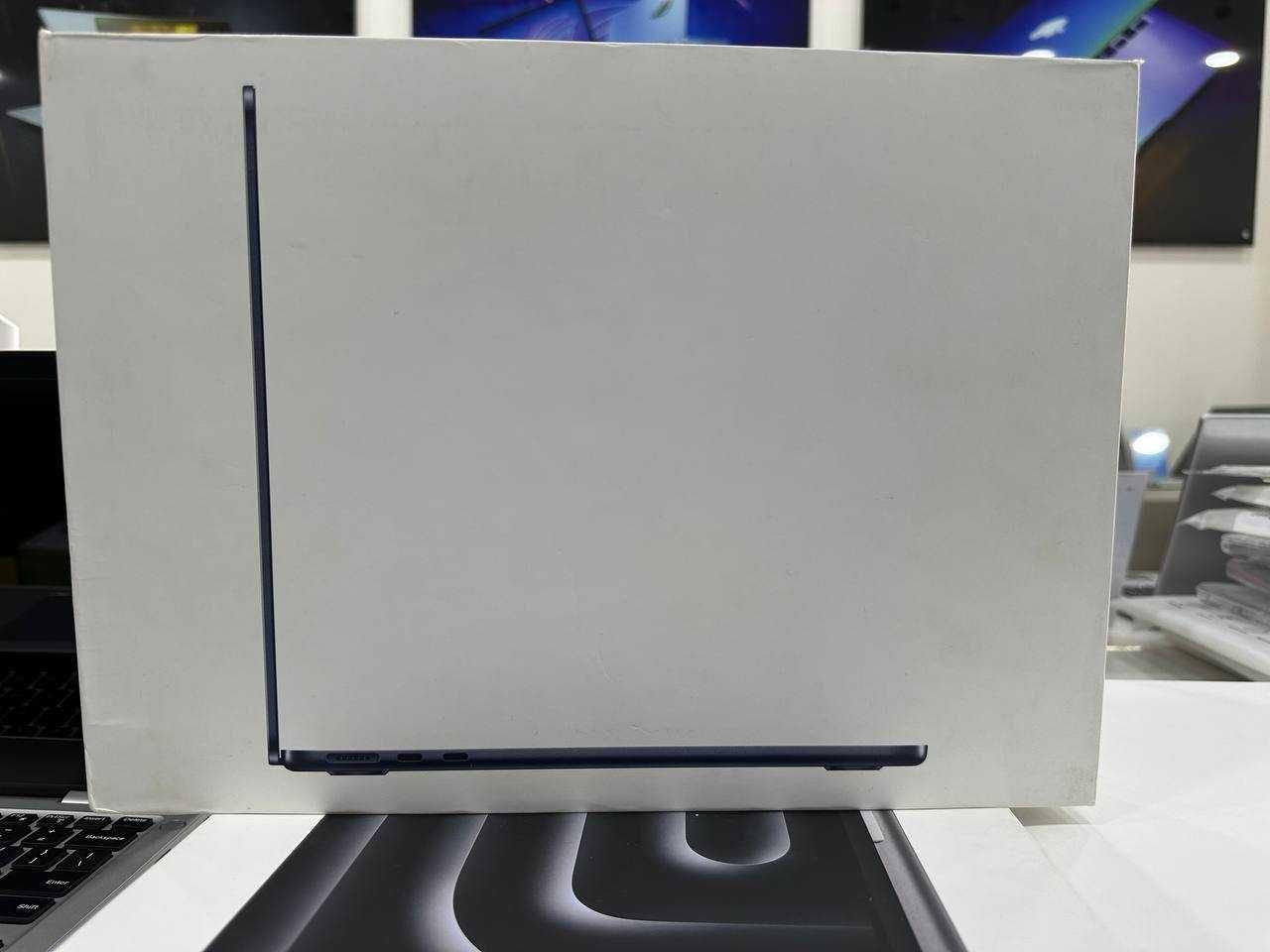 Новый MacBook Air M3/8/512/14.0" spacegrey