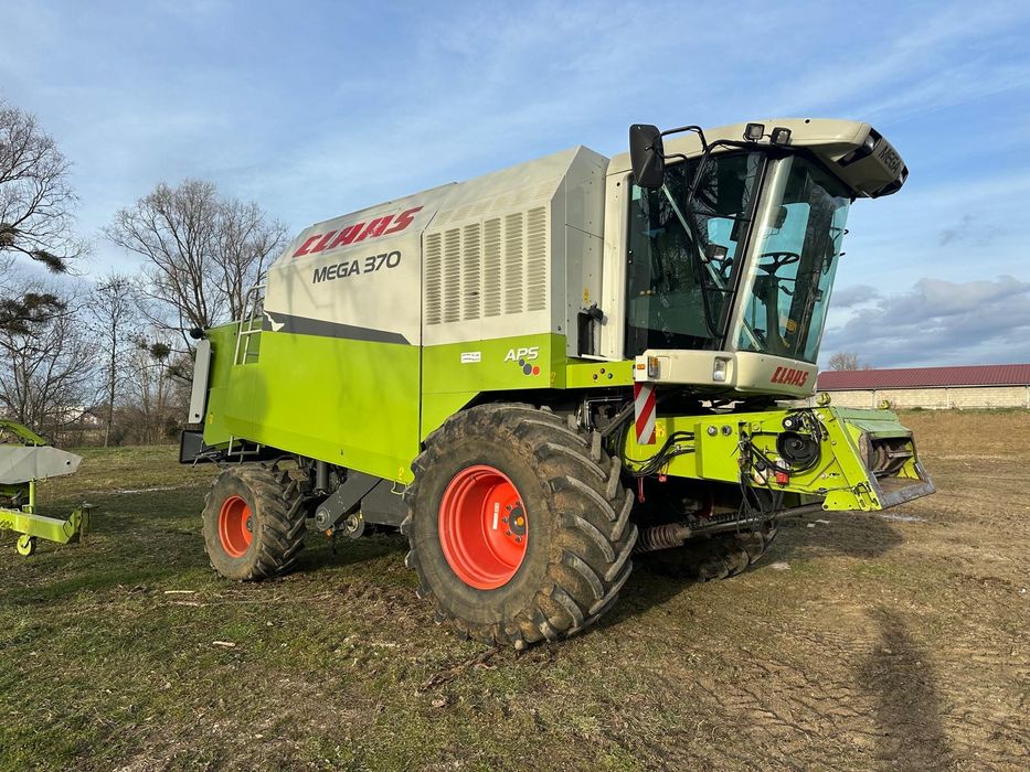 Claas mega 370 4x4  клаас мега 370