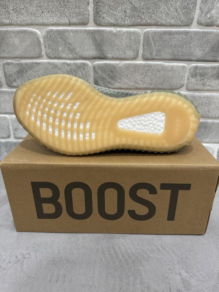 36-45 Yeezy 350 v2 Desert Sage