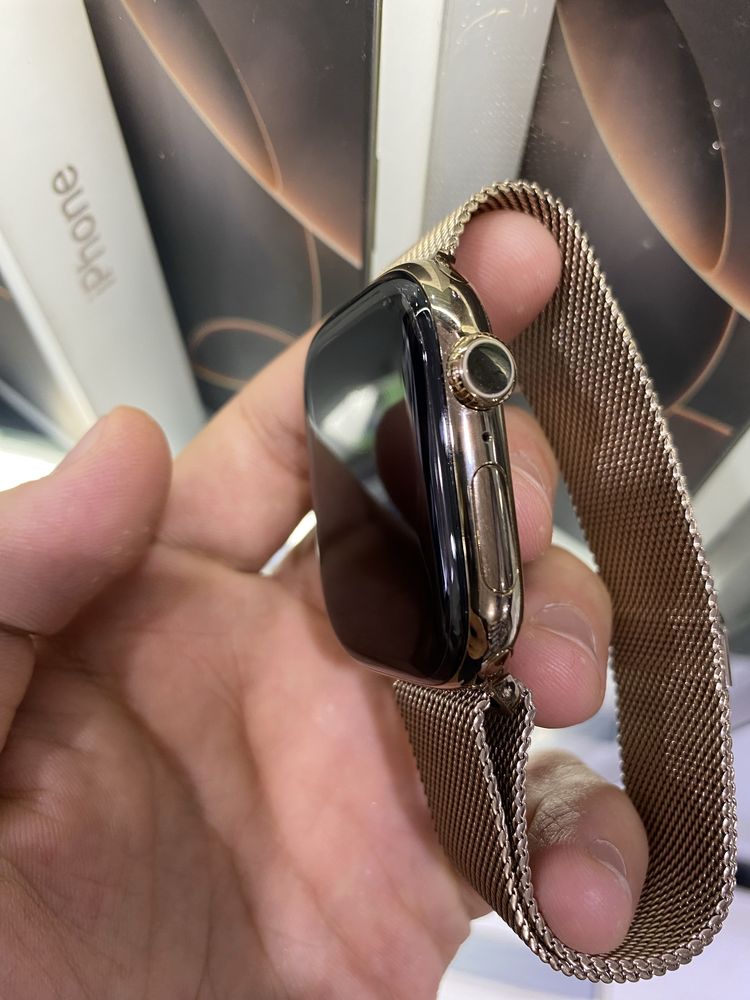 Apple Watch Series 10/46mm Titanium Case Milanesse Loop