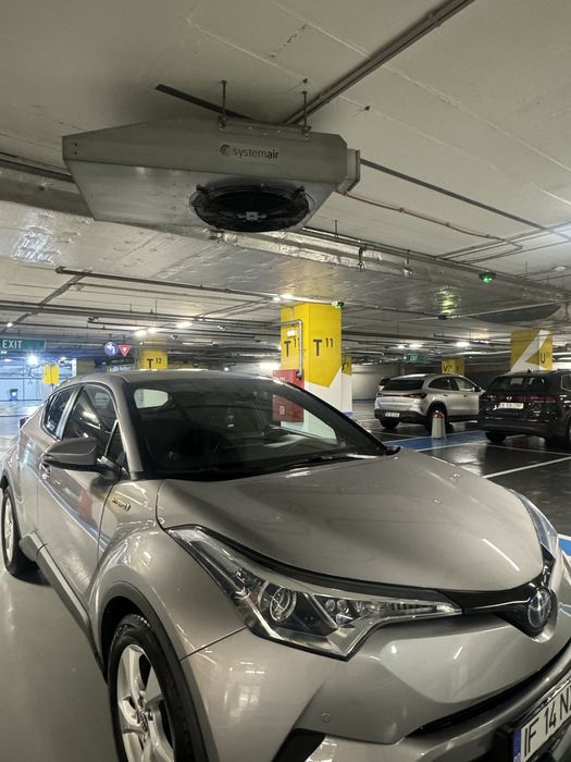 Se vinde Toyota C-HR