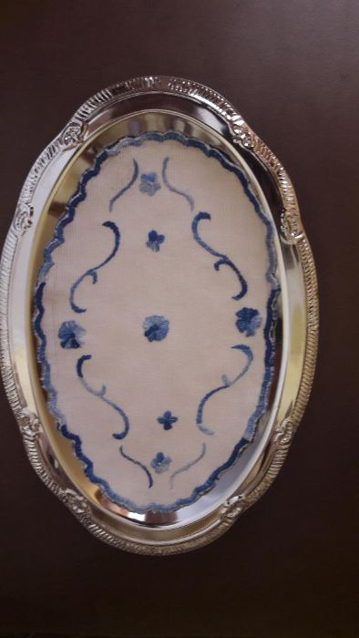 Set de 3 tavi cu servetele personalizate cusute manual