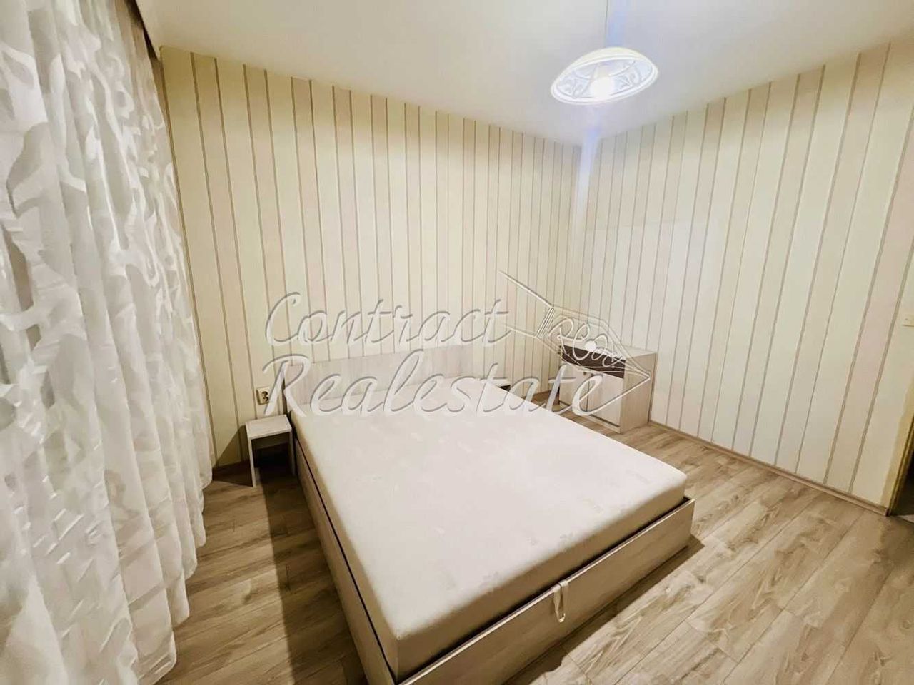 Дава се под наем Тристаен апартамент в Варна, Електрон - 70 кв.м за 357 € - Снимка #12
