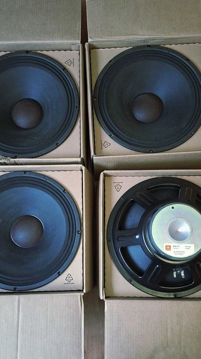 Difuzoare JBL M115 8a +2 stative Gratis