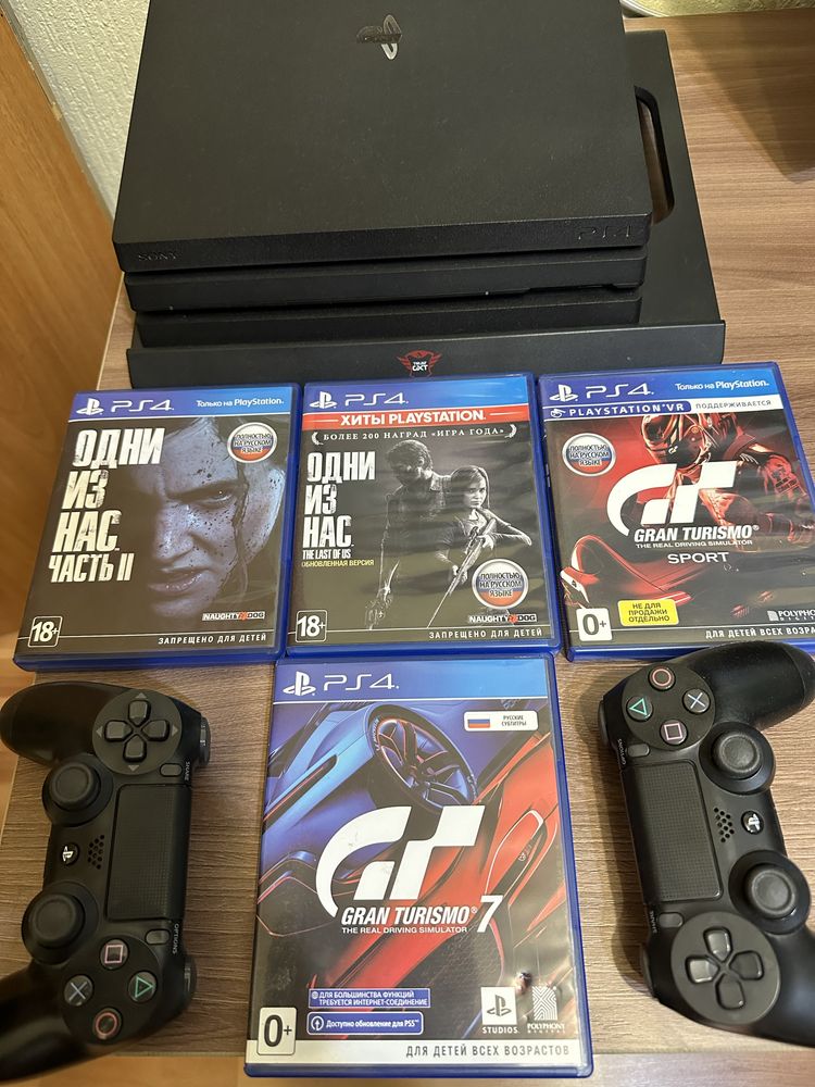 PS 4 Pro 1ti в отличном состоянии