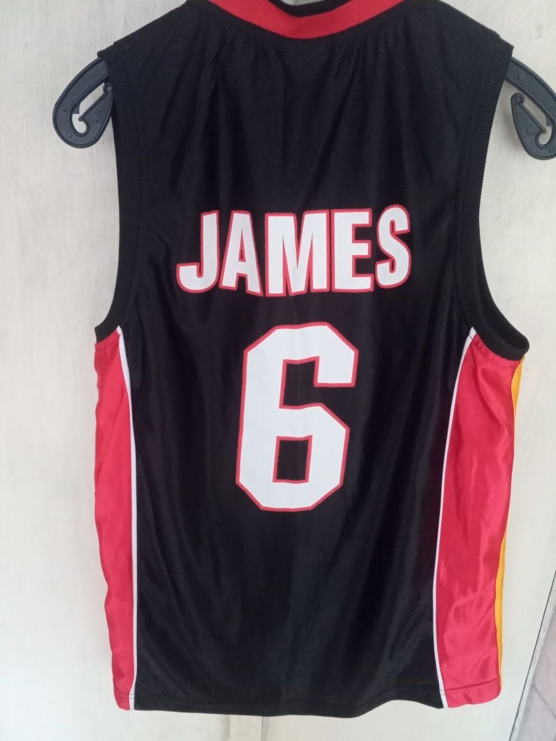 Maiou baschet LeBron James NR6, NBA-Miami Heat , masura M , Original !
