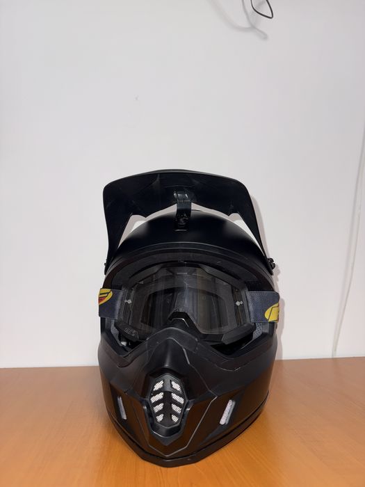 Vand casca moto cross
