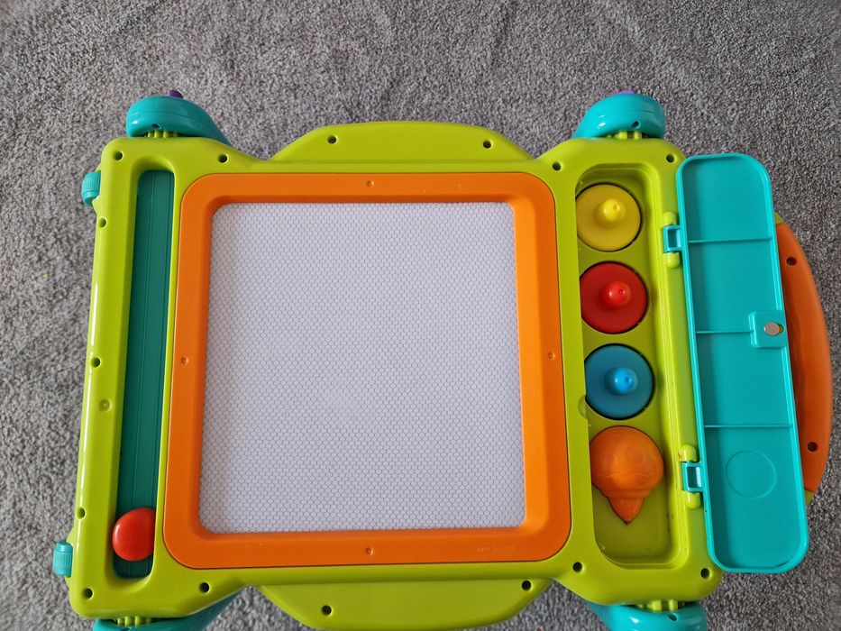 Antemergator cu centru de activitati si masuta desen HOLA