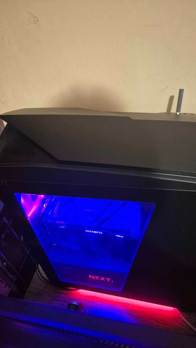 PC Gaming , GTX 1080 , I7 6700K,16 GB RAM