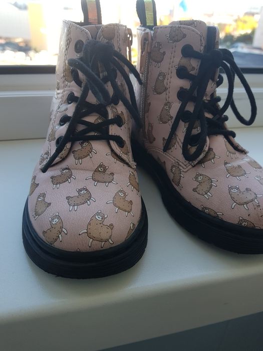 Продам детские осенние сапожки